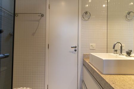 Apartamento para alugar com 140m², 3 quartos e 3 vagasBanheiro da Suíte 1