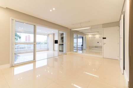 Sala de apartamento para alugar com 3 quartos, 140m² em Vila Gumercindo, São Paulo