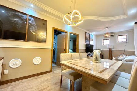 Casa à venda com 500m², 7 quartos e 4 vagas Casa à venda com 500m², 7 quartos e 4 vagasSala 1