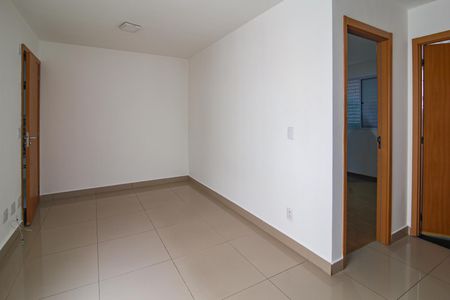 Sala de apartamento para alugar com 2 quartos, 44m² em Distrito Industrial João Narezzi, Indaiatuba