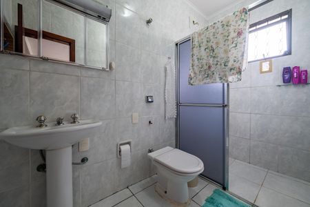 Casa à venda com 96m², 3 quartos e 1 vagaBanheiro da Suíte 1
