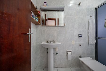 Casa à venda com 96m², 3 quartos e 1 vagaBanheiro da Suíte 1