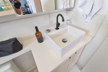 Apartamento à venda com 44m², 2 quartos e sem vaga Apartamento à venda com 44m², 2 quartos e sem vagaBanheiro