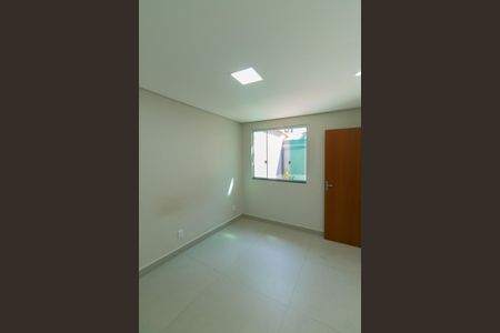 Casa à venda com 90m², 3 quartos e 1 vaga