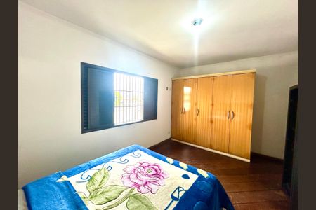 Casa à venda com 270m², 3 quartos e 3 vagasQuarto 1