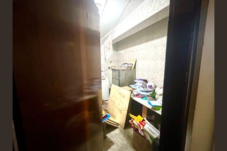 Casa à venda com 270m², 3 quartos e 3 vagasDespensa 