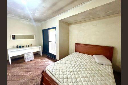 Casa à venda com 270m², 3 quartos e 3 vagasQuarto Suíte