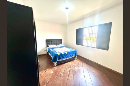 Quarto 1 de casa à venda com 3 quartos, 270m² em Jardim Frizzo, Guarulhos