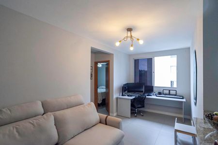 Sala de apartamento à venda com 2 quartos, 49m² em Cabral, Contagem