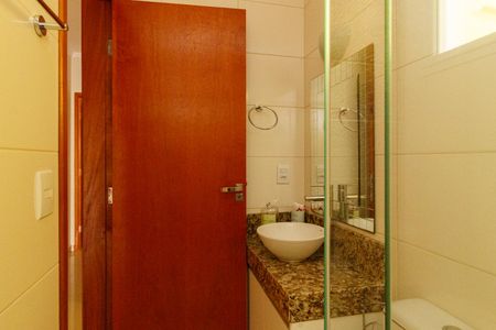 Casa para alugar com 145m², 3 quartos e 2 vagasBanheiro