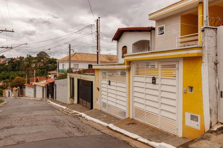Casa para alugar com 145m², 3 quartos e 2 vagasFachada