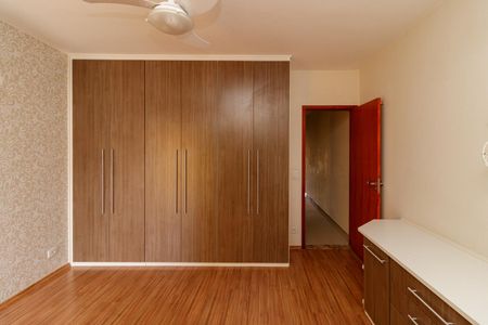 Casa para alugar com 145m², 3 quartos e 2 vagasSuíte 2