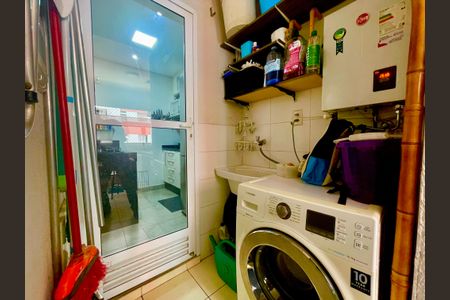 Apartamento para alugar com 59m², 2 quartos e 1 vagaÁrea de Serviço