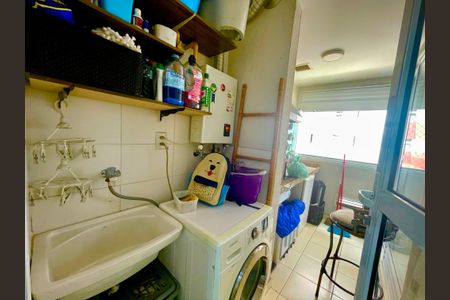 Apartamento para alugar com 59m², 2 quartos e 1 vagaÁrea de Serviço