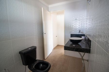 Casa para alugar com 248m², 2 quartos e 2 vagasBanheiro 1