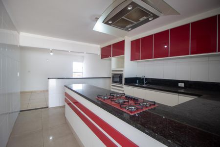 Casa para alugar com 248m², 2 quartos e 2 vagasCozinha 