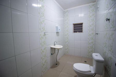 Casa para alugar com 248m², 2 quartos e 2 vagasBanheiro 2