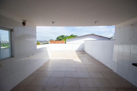 Casa para alugar com 248m², 2 quartos e 2 vagasÁrea de Serviço