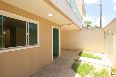 Casa para alugar com 208m², 3 quartos e 2 vagasQuintal