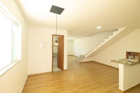 Casa para alugar com 208m², 3 quartos e 2 vagasCozinha