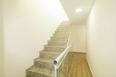 Casa para alugar com 208m², 3 quartos e 2 vagasCorredor