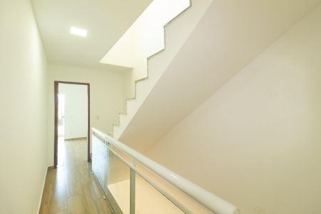 Casa para alugar com 208m², 3 quartos e 2 vagasCorredor