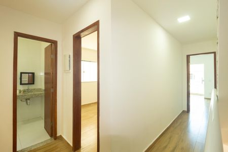 Casa para alugar com 208m², 3 quartos e 2 vagasCorredor