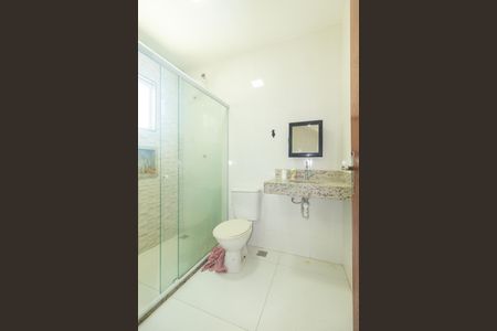 Casa para alugar com 208m², 3 quartos e 2 vagasBanheiro Social 1