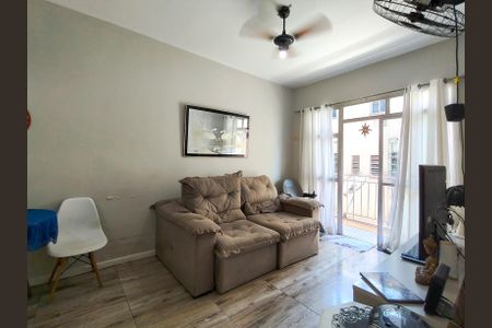 Apartamento à venda com 64m², 2 quartos e 1 vagaSala