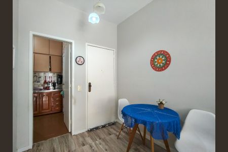 Apartamento à venda com 64m², 2 quartos e 1 vagaEntrada