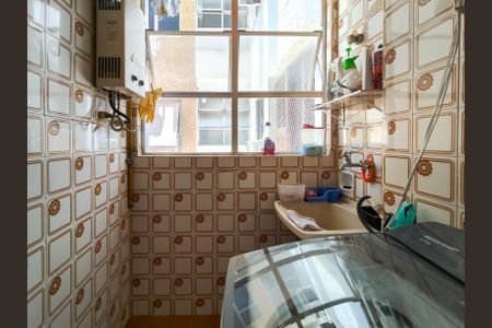 Apartamento à venda com 64m², 2 quartos e 1 vagaÁrea de Serviço