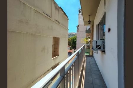 Apartamento à venda com 64m², 2 quartos e 1 vagaVaranda da Sala