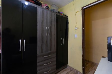 Quarto 1 de casa à venda com 4 quartos, 80m² em Jardim Ipanema (cidade Lider), São Paulo