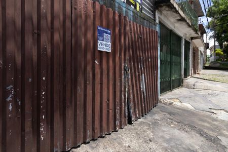 Casa à venda com 80m², 4 quartos e 1 vagaPlaquinha