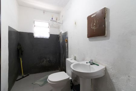 Casa à venda com 80m², 4 quartos e 1 vagaBanheiro