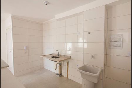 Cozinha de apartamento para alugar com 2 quartos, 68m² em Jardim Espanha, Uberlândia