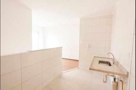 Cozinha de apartamento para alugar com 2 quartos, 68m² em Jardim Espanha, Uberlândia