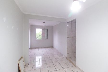 Sala de apartamento para alugar com 2 quartos, 52m² em Conjunto Habitacional Presidente Castelo Branco, Carapicuíba