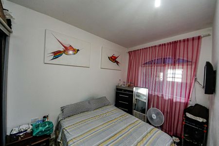 Casa à venda com 2 quartos, 176m² em Jardim Cotiana, São Paulo