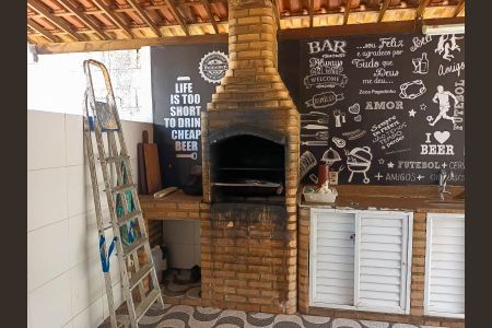 Apartamento para alugar com 70m², 2 quartos e sem vaga Apartamento para alugar com 70m², 2 quartos e sem vagaÁrea comum - Churrasqueira