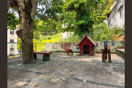 Apartamento para alugar com 70m², 2 quartos e sem vaga Apartamento para alugar com 70m², 2 quartos e sem vagaÁrea comum - Playground