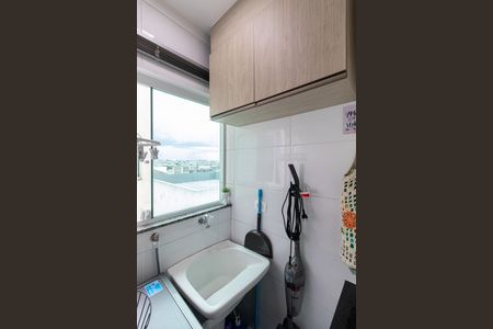 Casa de condomínio à venda com 43m², 2 quartos e 1 vagaÁrea de Serviço