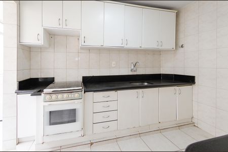 Apartamento à venda com 142m², 3 quartos e 4 vagas Apartamento à venda com 142m², 3 quartos e 4 vagasCozinha