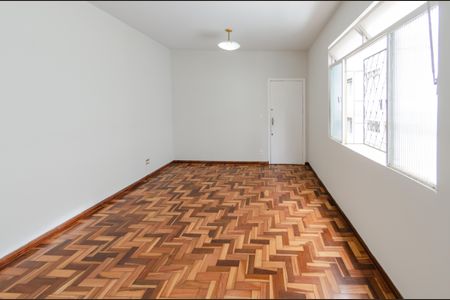 Apartamento à venda com 142m², 3 quartos e 4 vagas Apartamento à venda com 142m², 3 quartos e 4 vagasSala