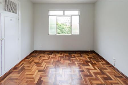 Apartamento à venda com 142m², 3 quartos e 4 vagas Apartamento à venda com 142m², 3 quartos e 4 vagasSuíte