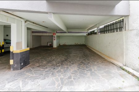 Apartamento à venda com 142m², 3 quartos e 4 vagas Apartamento à venda com 142m², 3 quartos e 4 vagasGaragem