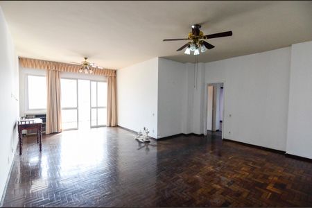 Sala de apartamento para alugar com 3 quartos, 180m² em Maracanã, Rio de Janeiro