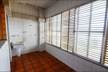 Apartamento para alugar com 180m², 3 quartos e 1 vaga Apartamento para alugar com 180m², 3 quartos e 1 vagaÁrea de Serviço