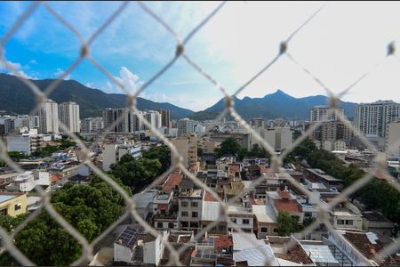 Apartamento para alugar com 180m², 3 quartos e 1 vaga Apartamento para alugar com 180m², 3 quartos e 1 vagaSala