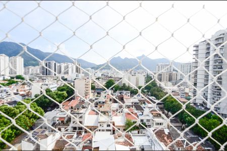 Apartamento para alugar com 180m², 3 quartos e 1 vaga Apartamento para alugar com 180m², 3 quartos e 1 vagaQuarto 2
